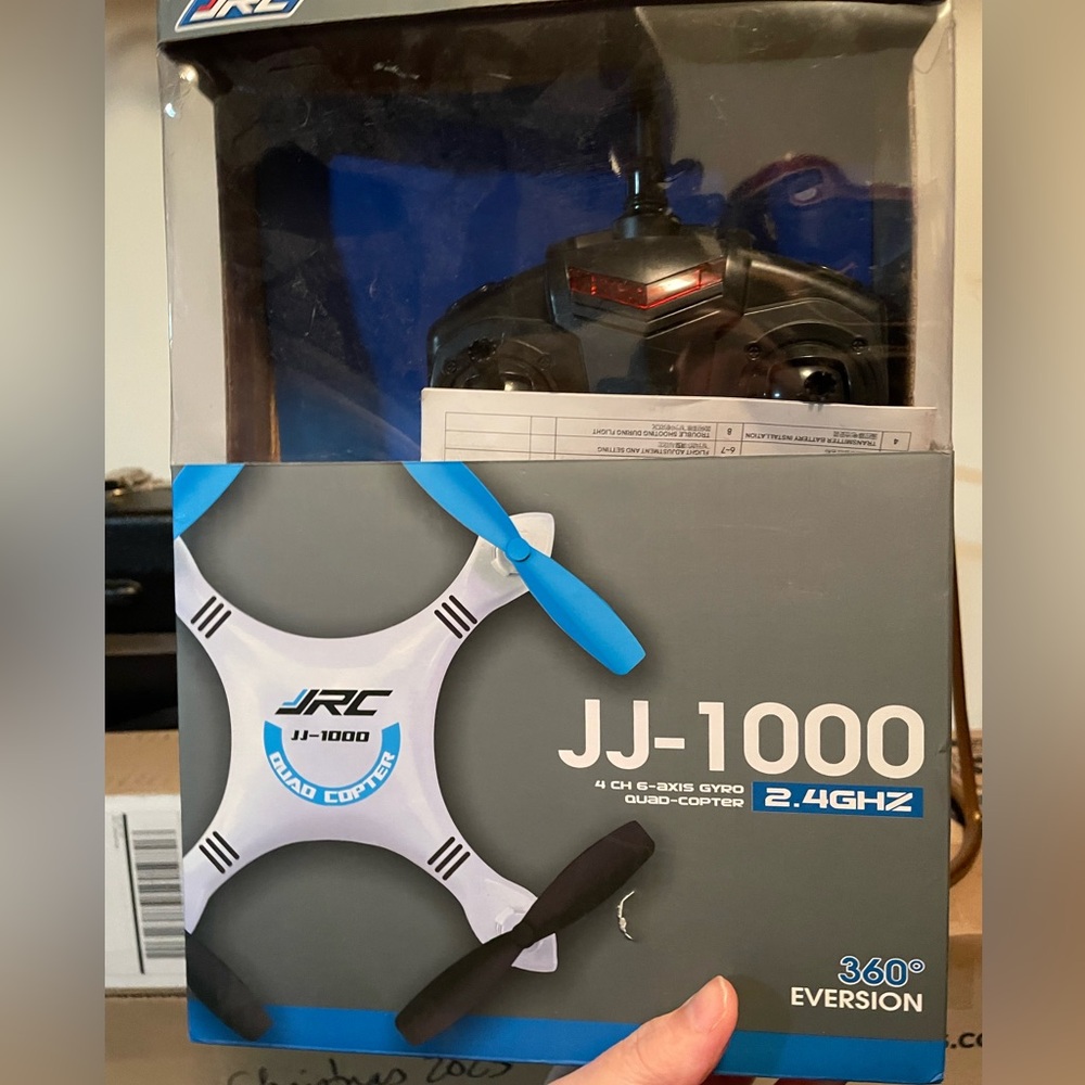 JJRC JJ-1000 Quadcopter with Blue and Black Accents